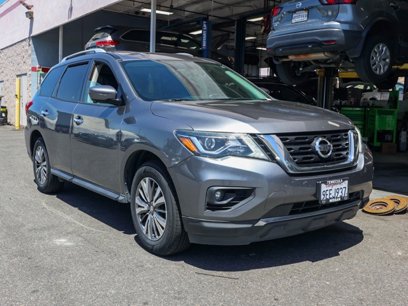 Used 2020 Nissan Pathfinder SL