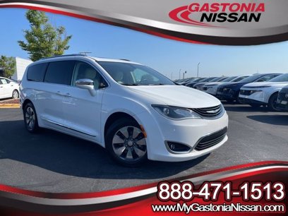 Used 2017 Chrysler Pacifica Platinum