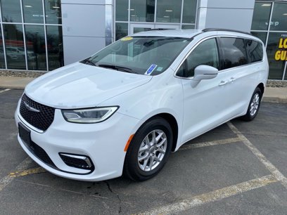 Used 2022 Chrysler Pacifica Touring-L