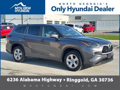Used 2023 Toyota Highlander LE