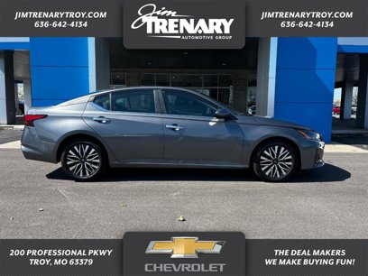 Used 2024 Nissan Altima 2.5 SV w/ SV Premium Package
