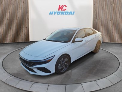 New 2025 Hyundai Elantra SEL