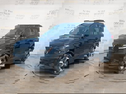 New 2025 Volvo XC40 B5 Plus w/ Protection Package Premier
