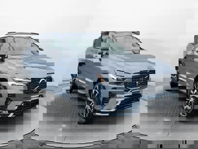 Certified 2023 Volvo XC60 B5 Plus w/ Climate Package