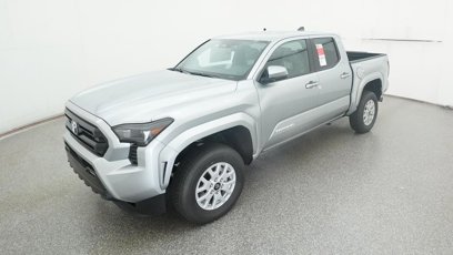 New 2025 Toyota Tacoma SR5