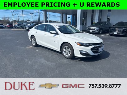 New 2025 Chevrolet Malibu LS w/ LPO, Floor Liner Package