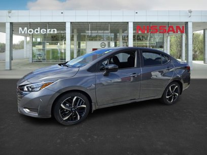 New 2025 Nissan Versa SR