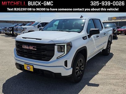 New 2025 GMC Sierra 1500 Pro w/ Graphite Edition
