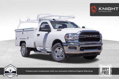 New 2024 RAM 2500 Tradesman w/ Chrome Appearance Group