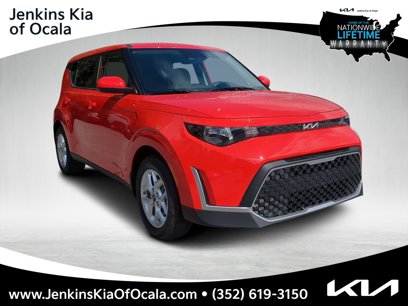 New 2025 Kia Soul LX