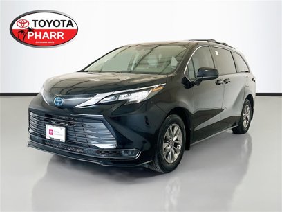 Used 2023 Toyota Sienna LE