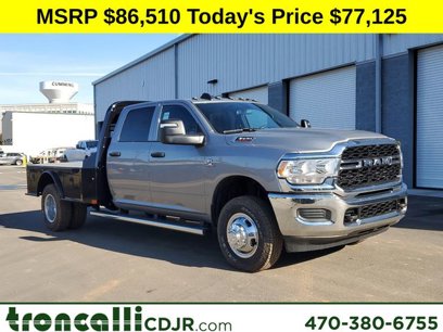 New 2024 RAM 3500 Tradesman w/ Chrome Appearance Group