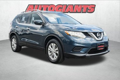 Used 2015 Nissan Rogue SV