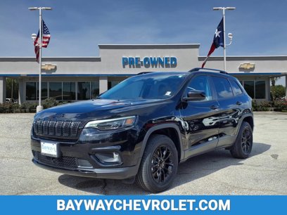 Used 2023 Jeep Cherokee Altitude Lux