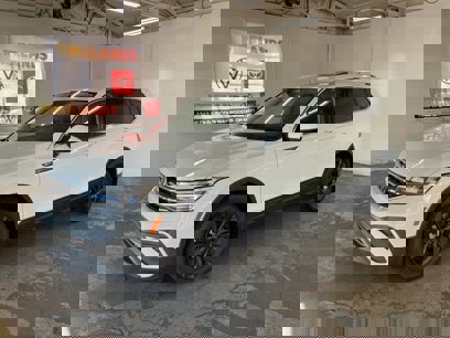 New 2024 Volkswagen Tiguan SE