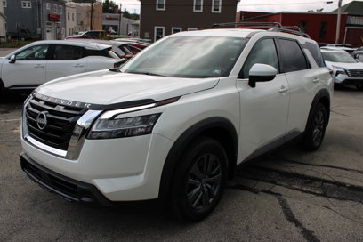 Certified 2022 Nissan Pathfinder SV w/ SV Premium Package