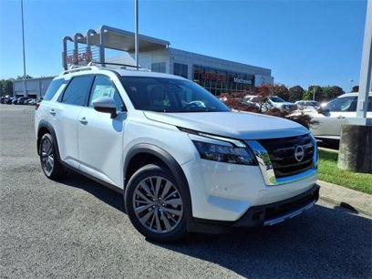 New 2025 Nissan Pathfinder SL