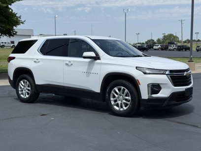 Used 2023 Chevrolet Traverse LS