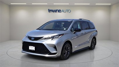 Used 2024 Toyota Sienna XSE