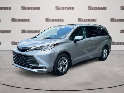 Used 2021 Toyota Sienna Limited