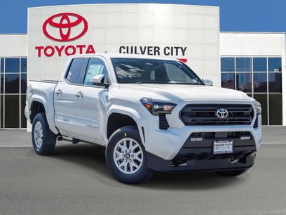 New 2025 Toyota Tacoma SR5