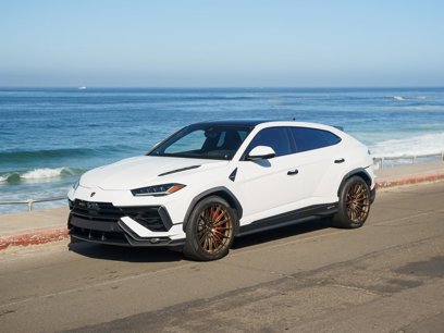 Used 2023 Lamborghini Urus Performante