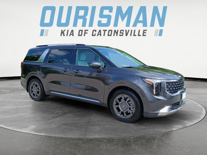 Used 2025 Kia Carnival SX