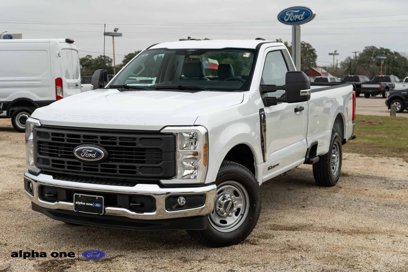 New 2025 Ford F250 XL w/ XL Chrome Package