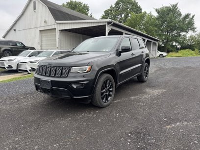 Used 2020 Jeep Grand Cherokee Altitude