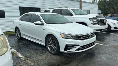 Used 2019 Volkswagen Passat 2.0T SE R-Line