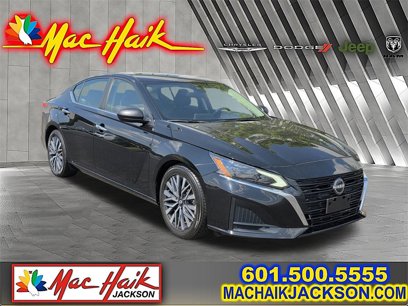 Used 2024 Nissan Altima 2.5 SV
