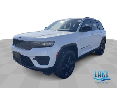 Used 2023 Jeep Grand Cherokee Altitude