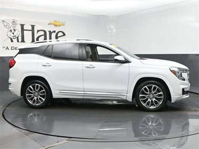 Used 2022 GMC Terrain Denali w/ Denali Premium Package