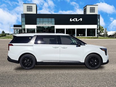 New 2025 Kia Carnival SX