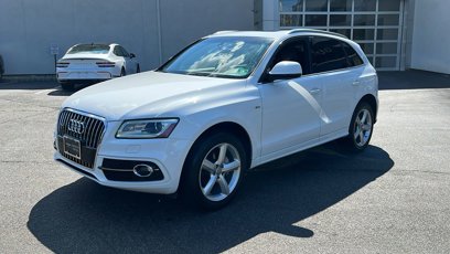 Used 2017 Audi Q5 2.0T Premium Plus w/ Technology Package