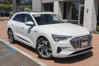 Certified 2022 Audi e-tron Premium Plus w/ Premium Plus Package