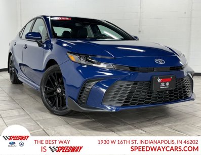 Used 2025 Toyota Camry SE w/ Multimedia Upgrade Package