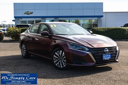 Used 2023 Nissan Altima 2.5 SV