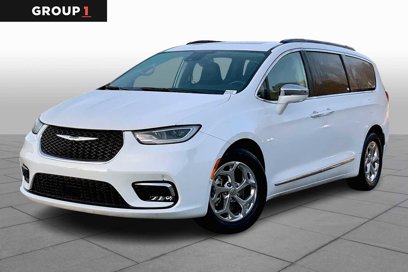 Used 2022 Chrysler Pacifica Limited