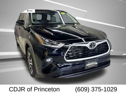 Used 2021 Toyota Highlander XLE