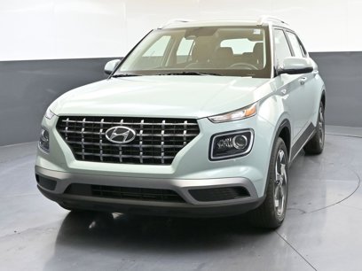 New 2025 Hyundai Venue Limited