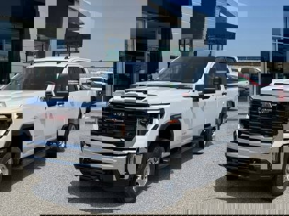 New 2024 GMC Sierra 2500 Pro w/ 1SA Pro Safety Plus Package