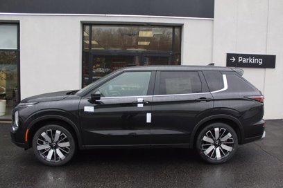 New 2025 Mitsubishi Outlander SE