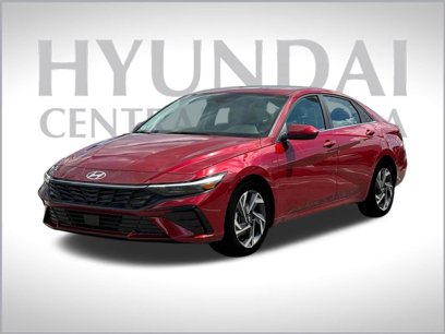 New 2025 Hyundai Elantra SEL