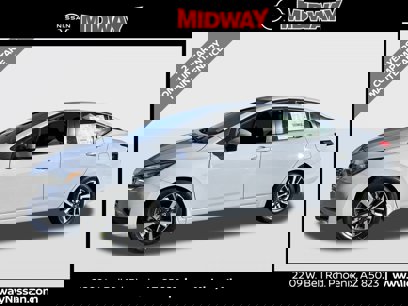 New 2025 Nissan Versa SV w/ Trunk Package