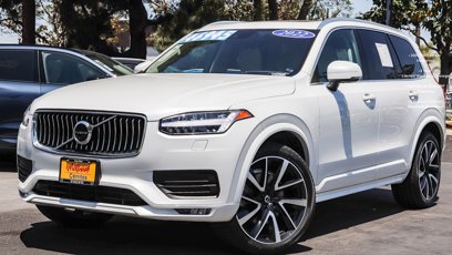 Used 2022 Volvo XC90 T6 Momentum w/ Advanced Package