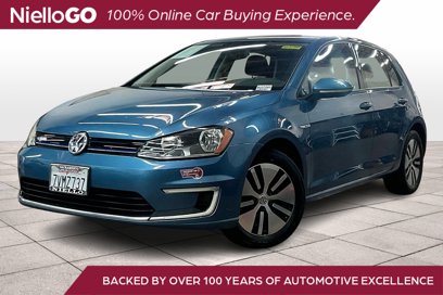 Used 2016 Volkswagen e-Golf SE w/ DC Fast Charging Package