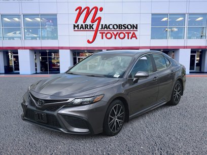 Used 2023 Toyota Camry SE