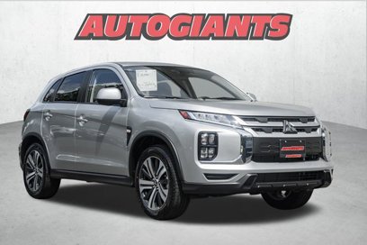 New 2025 Mitsubishi Outlander Sport ES