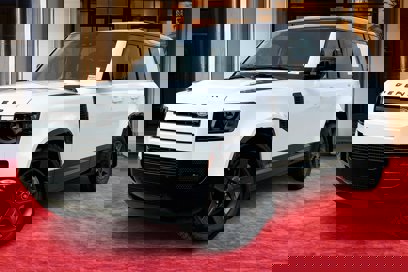 New 2025 Land Rover Defender 110 X-Dynamic SE